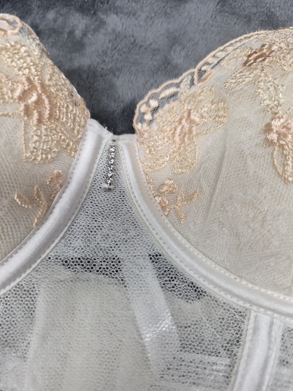 I do, Victoria Secret  34B Bridal Corset Mesh Panels Gold Floral Embroidered
